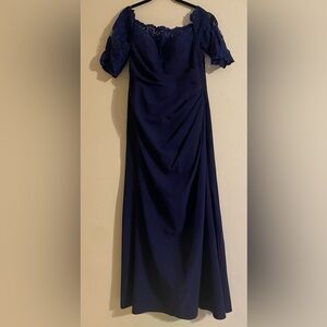 JJs House Wm’s Dark Navy Maxi Dress with Lace Sleeves.